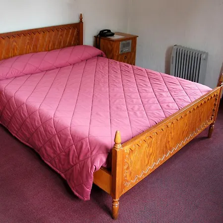 Otel Averof
